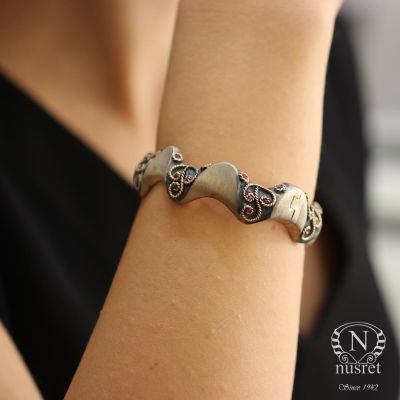 14 K Gold & Silver Es Bangle