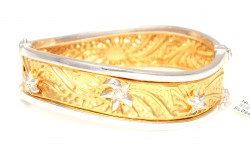 14K Gold Crumpled Design Bangle Bracelet - 3