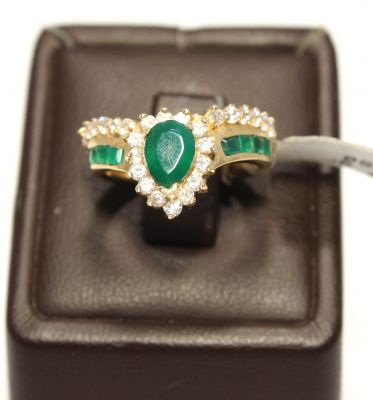 14K Gold Ring With Emerald - 7