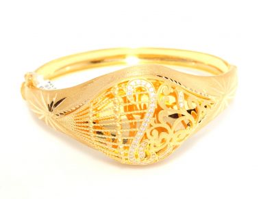 22K Gold Bangle Bracelet, Flowers & Lines Design - 5