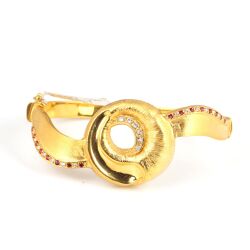 22K Gold Bangle Bracelet, Roe Eye Design with Rubies - 3