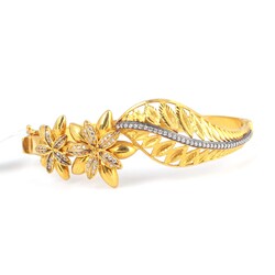 22K Gold Daisy The White Flower Bangle - 5