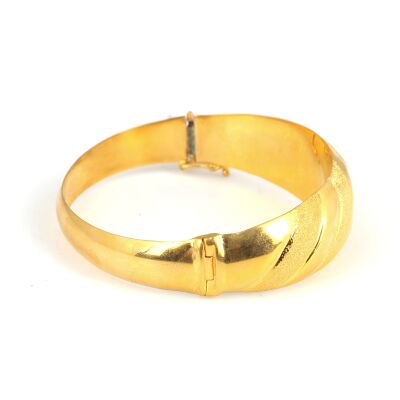 22K Gold Shiny & Matte Bands Hinged Bangle Bracelet - 3