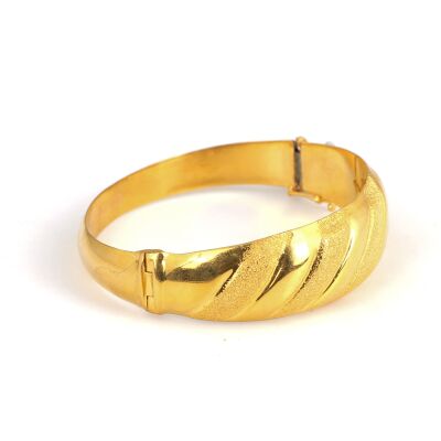 22K Gold Shiny & Matte Bands Hinged Bangle Bracelet - 2