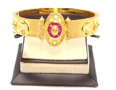 22K Gold Vintage Hinged Bangle with Middle Piece Ruby - 4