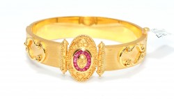 22K Gold Vintage Hinged Bangle with Middle Piece Ruby - 5