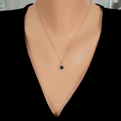 925 Ayar Rose Gümüş Oniks Taşlı Damla Modeli Kolye - 1