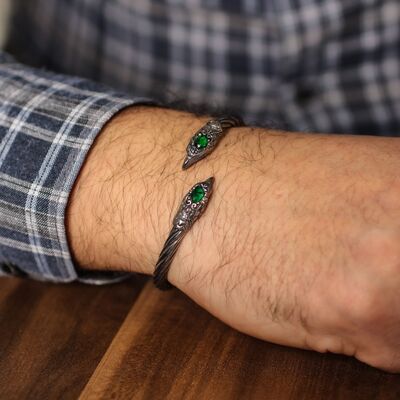 925 Ayar Gümüş Kartal Kafası Zümrüt Taşlı Erkek Bilekliği - 1