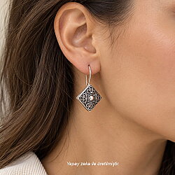 925 Silver Square Filigree Drop Earrings - Nusrettaki (1)