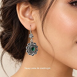 925 Sterling Silver Mirror Shaped Filigree Earrings with Emerald - Nusrettaki (1)
